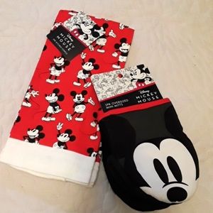 DISNEY MICKEY MOUSE KITCHEN TOWELS & OVEN MITTS